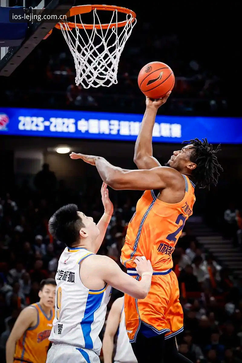 CBA季后赛G4前瞻：上海vs北京，替补深度vs首发爆发力的终极对决